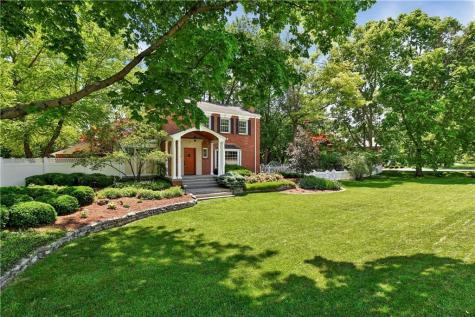 7 E Westfield Boulevard Indianapolis IN 46220
