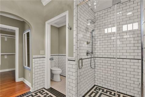 7 E Westfield Boulevard Indianapolis IN 46220