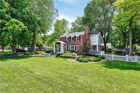 7 E Westfield Boulevard Indianapolis IN 46220