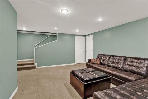 7 E Westfield Boulevard Indianapolis IN 46220