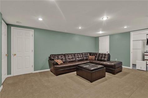 7 E Westfield Boulevard Indianapolis IN 46220