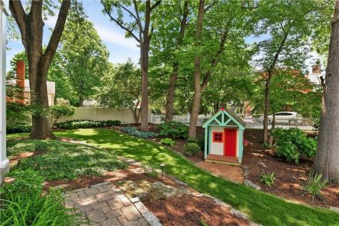 7 E Westfield Boulevard Indianapolis IN 46220