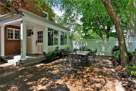 7 E Westfield Boulevard Indianapolis IN 46220