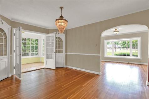 7 E Westfield Boulevard Indianapolis IN 46220
