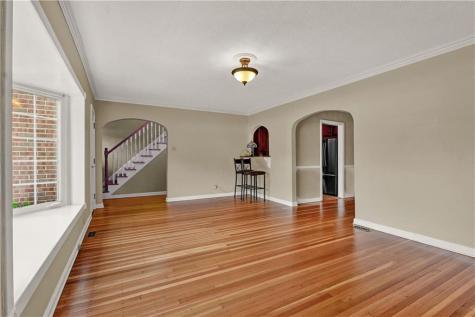 7 E Westfield Boulevard Indianapolis IN 46220