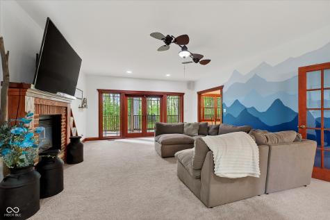 883 S 800 W Indianapolis IN 46239