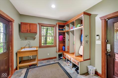 883 S 800 W Indianapolis IN 46239