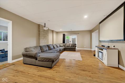 883 S 800 W Indianapolis IN 46239
