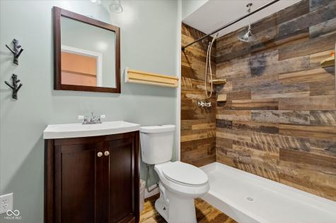 883 S 800 W Indianapolis IN 46239