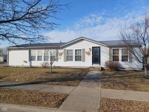 3336 Fall Valley Drive Columbus IN 47203