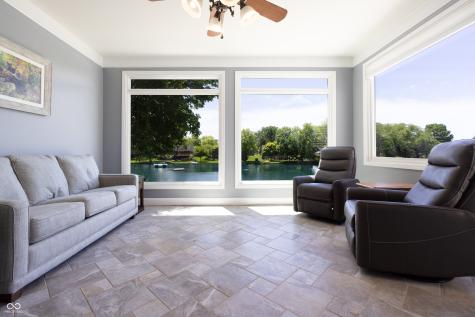 3829 Waycross Drive Columbus IN 47203