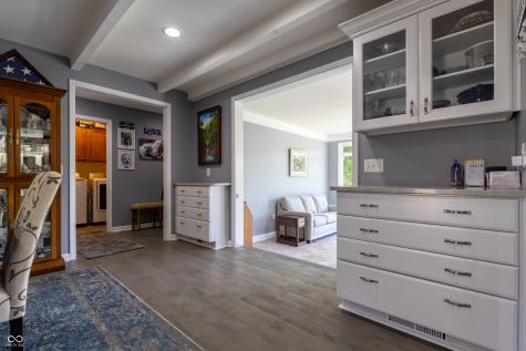 3829 Waycross Drive Columbus IN 47203