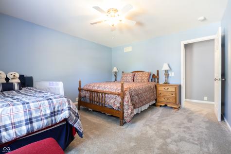 3829 Waycross Drive Columbus IN 47203