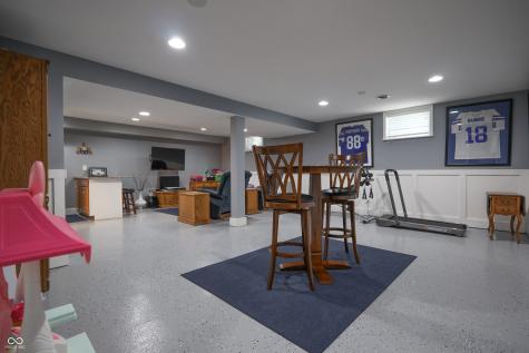 3829 Waycross Drive Columbus IN 47203