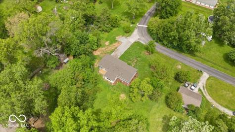 2555 W Sycamore Drive Greenfield IN 46140