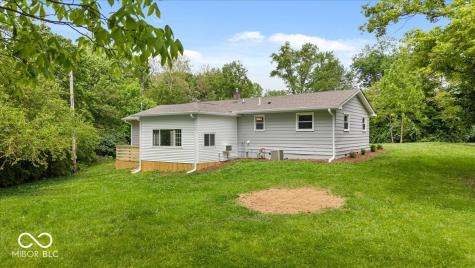2555 W Sycamore Drive Greenfield IN 46140