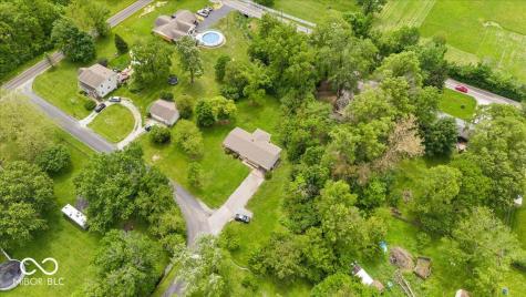 2555 W Sycamore Drive Greenfield IN 46140