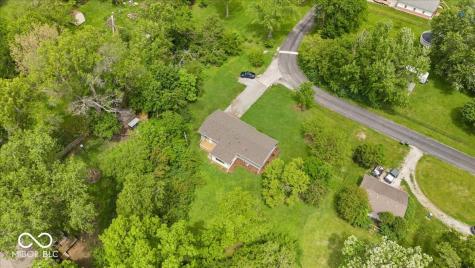 2555 W Sycamore Drive Greenfield IN 46140