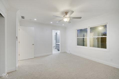 923 Leisure Lane Greenwood IN 46142