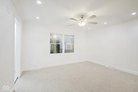 923 Leisure Lane Greenwood IN 46142