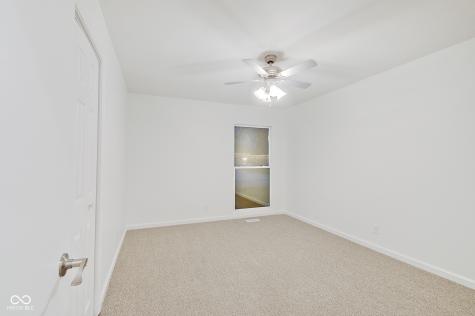 923 Leisure Lane Greenwood IN 46142