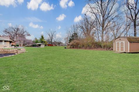 923 Leisure Lane Greenwood IN 46142