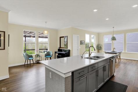 10294 Pigato Drive Zionsville IN 46077
