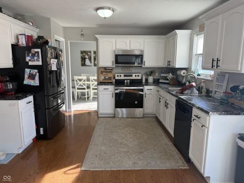 5866 Thompson Park Boulevard Indianapolis IN 46237