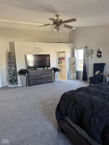5866 Thompson Park Boulevard Indianapolis IN 46237