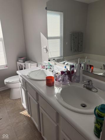 5866 Thompson Park Boulevard Indianapolis IN 46237