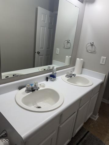 5866 Thompson Park Boulevard Indianapolis IN 46237