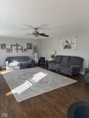 5866 Thompson Park Boulevard Indianapolis IN 46237