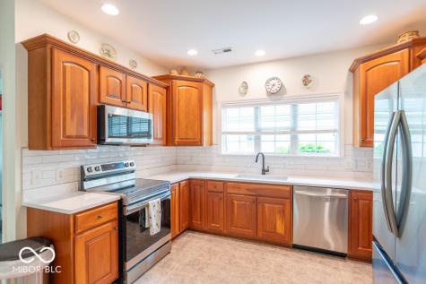 3382 E Nottinghill Drive Plainfield IN 46168