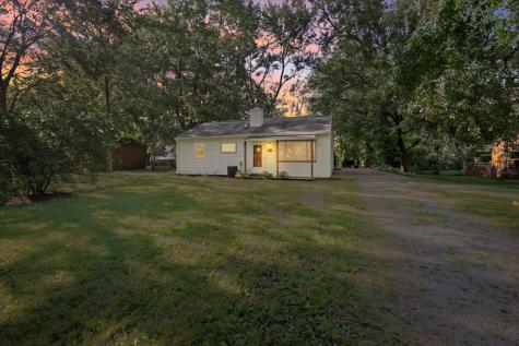 1823 E 75th Street Indianapolis IN 46240