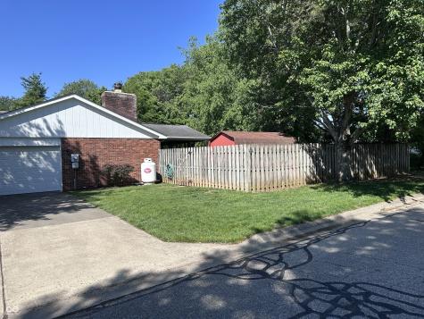 3752 Ironwood Drive Columbus IN 47203