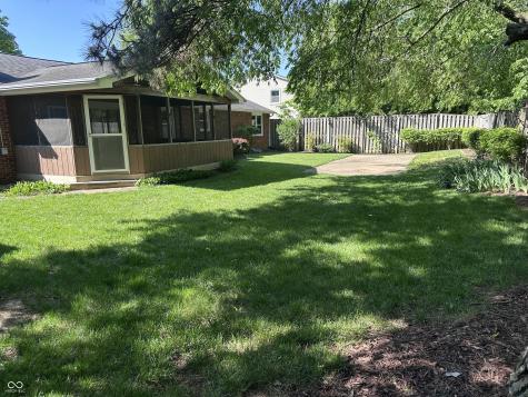 3752 Ironwood Drive Columbus IN 47203