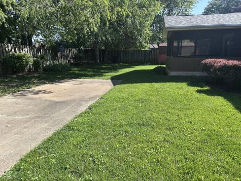 3752 Ironwood Drive Columbus IN 47203