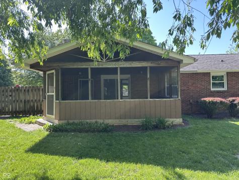 3752 Ironwood Drive Columbus IN 47203