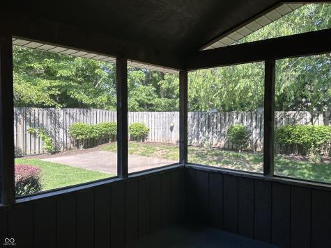 3752 Ironwood Drive Columbus IN 47203