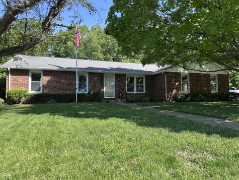 3752 Ironwood Drive Columbus IN 47203
