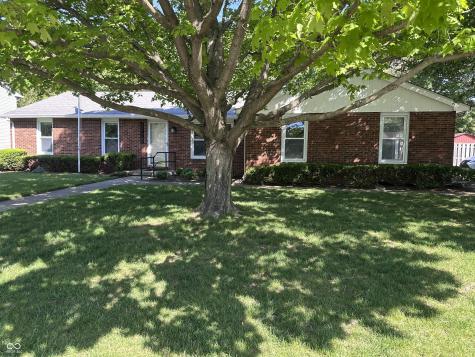 3752 Ironwood Drive Columbus IN 47203