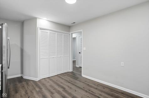 516 Payton Avenue Indianapolis IN 46219