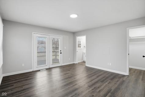 516 Payton Avenue Indianapolis IN 46219