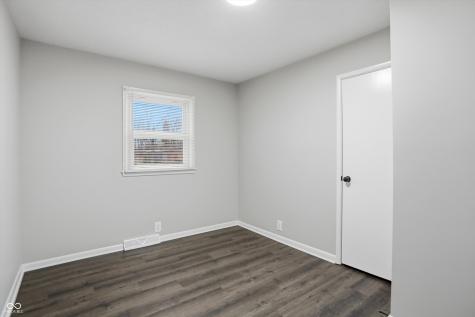 516 Payton Avenue Indianapolis IN 46219