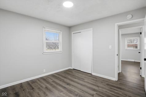 516 Payton Avenue Indianapolis IN 46219