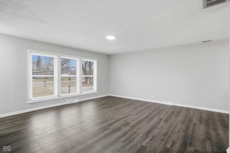 516 Payton Avenue Indianapolis IN 46219