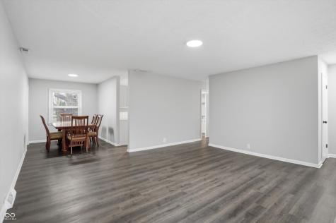 516 Payton Avenue Indianapolis IN 46219