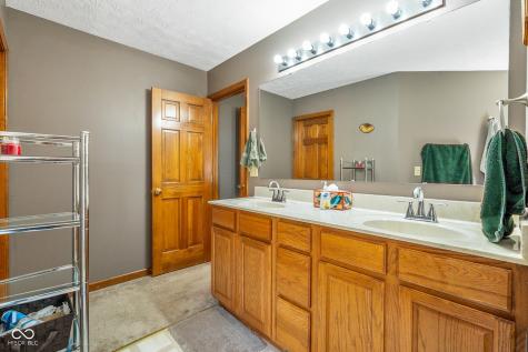 10480 Watkins Drive Indianapolis IN 46234