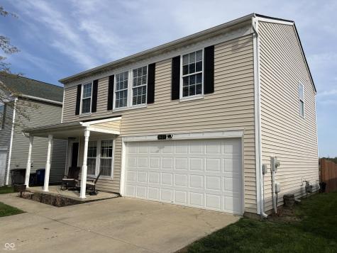 1627 Carriage Circle Shelbyville IN 46176