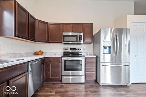 7427 Derek Drive Indianapolis IN 46113